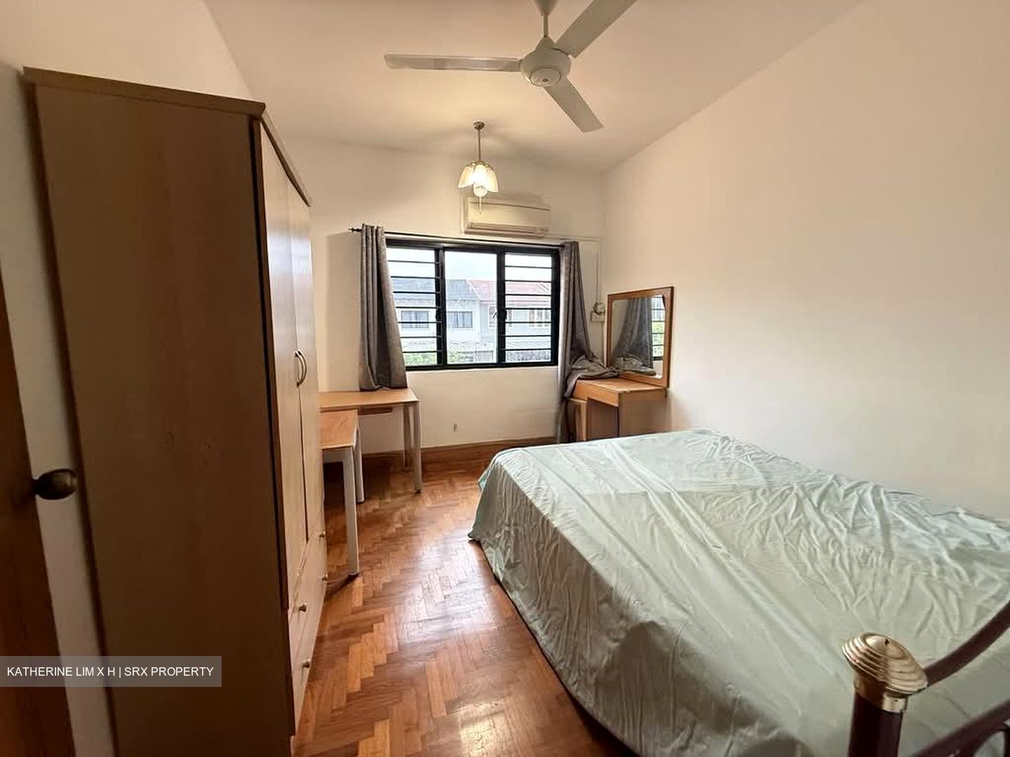 Paya Lebar Gardens (D19), Terrace #560348711